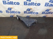 Кронштейн переднего бампера правый