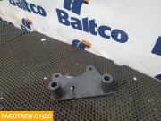 Кронштейн замка кабины левый