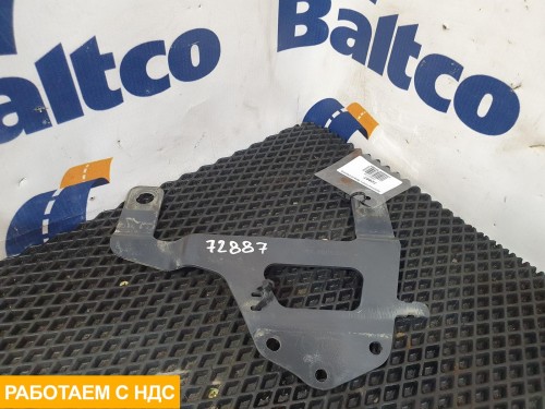 Кронштейн брызговика