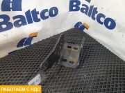 Кронштейн крепления торсиона правый