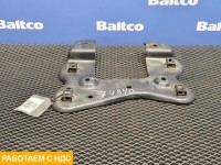 Кронштейн переднего бампера правый