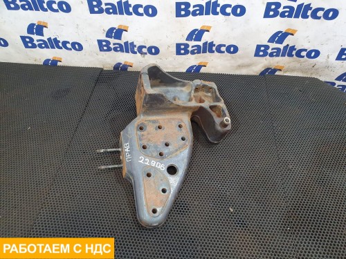 Кронштейн крепления торсиона правый